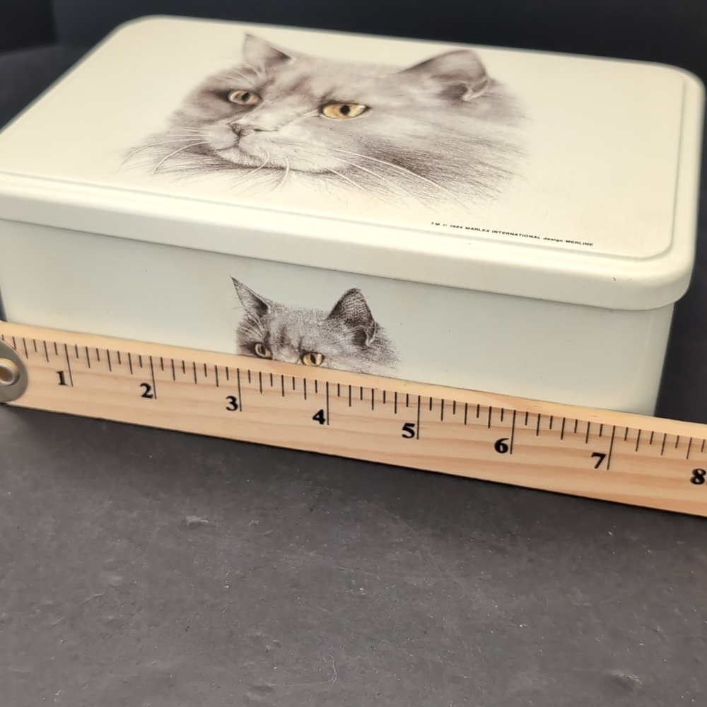 VGT,Massilly France Rectangular Off-white Lidded Tin with Cat Illustrations. - Picture 11 of 13